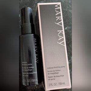 Mary Kay Black Makeup Setting Spray Long-Lasting Finish